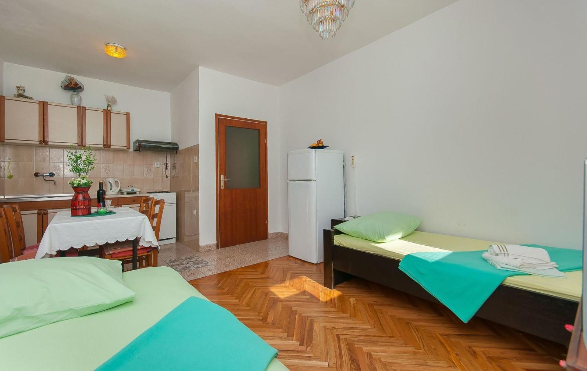 Apartments Franka Stanici エクステリア 写真